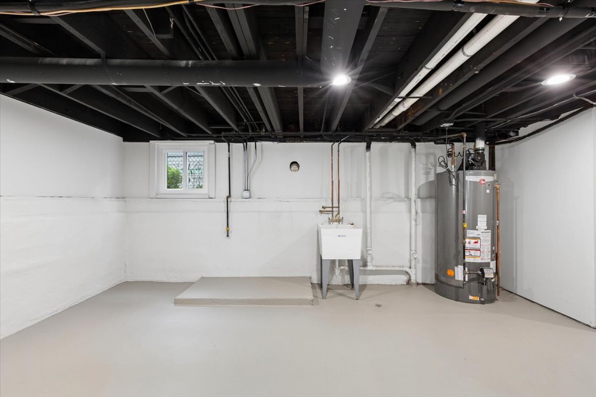 12768890 Property Photo 27