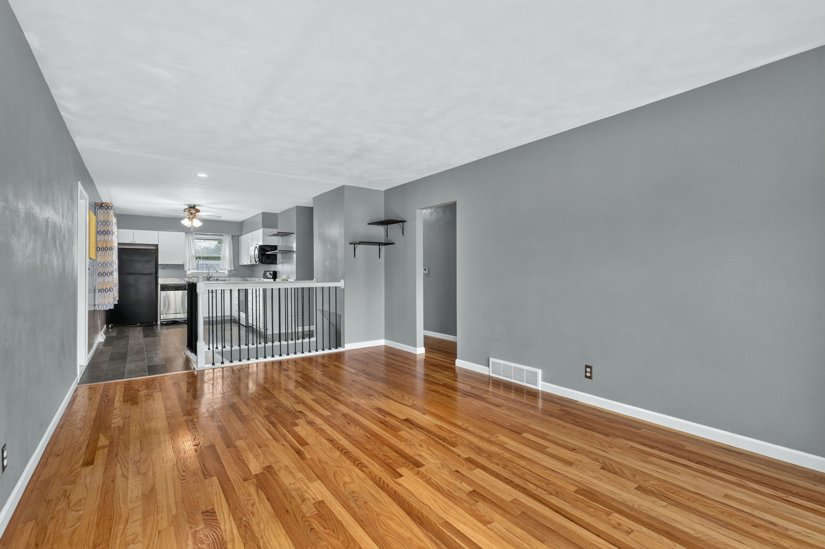 4737 19th Avenue Property Photo 2