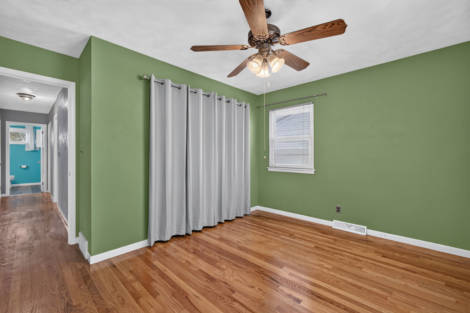 4737 19th Avenue Property Photo 17