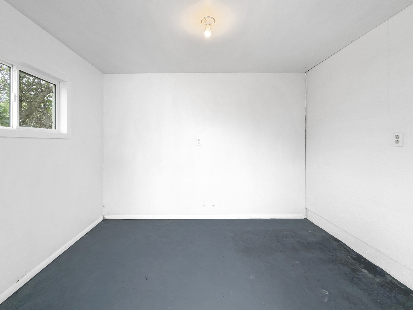 3580 Gifford Avenue Property Photo 13