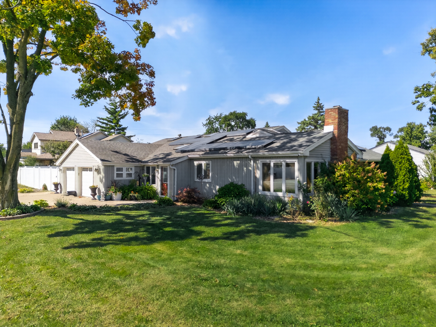 11258 S Oak Park Avenue Property Photo 1