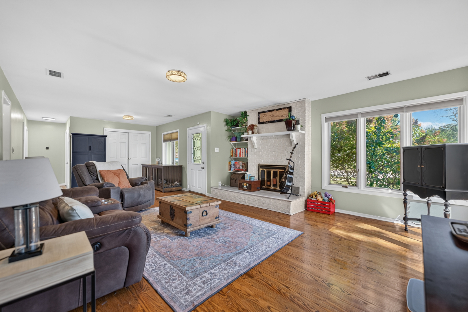 11258 S Oak Park Avenue Property Photo 6