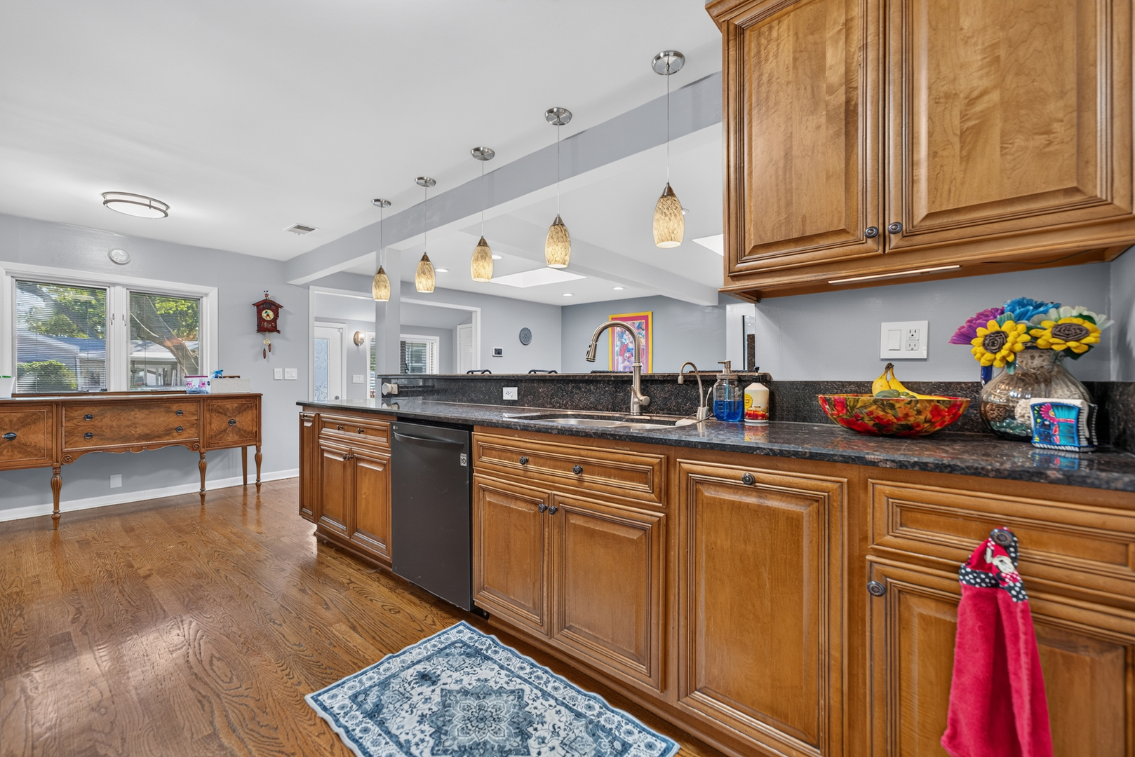 11258 S Oak Park Avenue Property Photo 11
