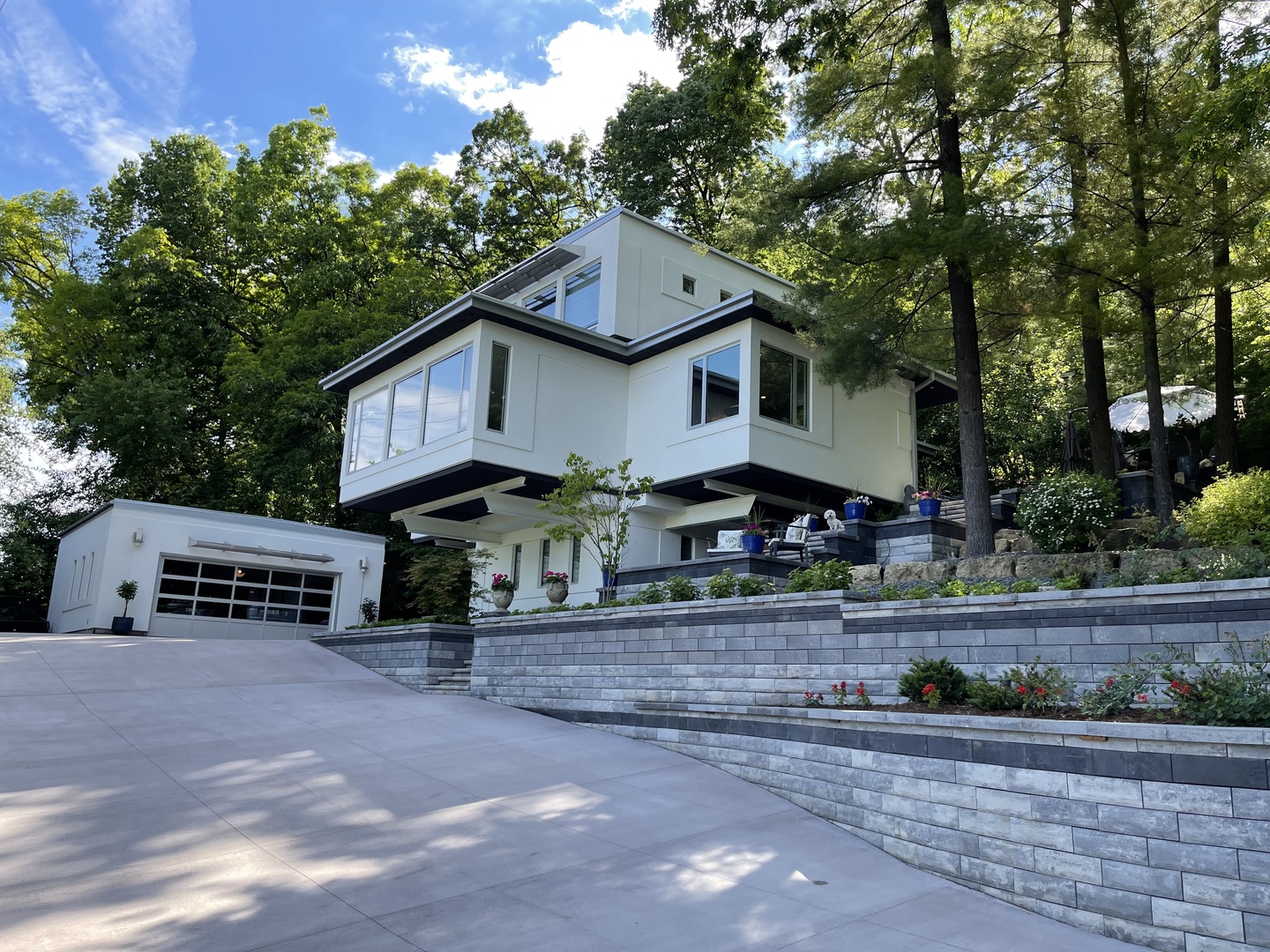 3702 Pheasant Branch Road Property Photo 1