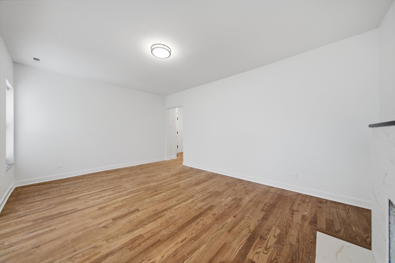1431 W Howard Street 3w Property Photo 4
