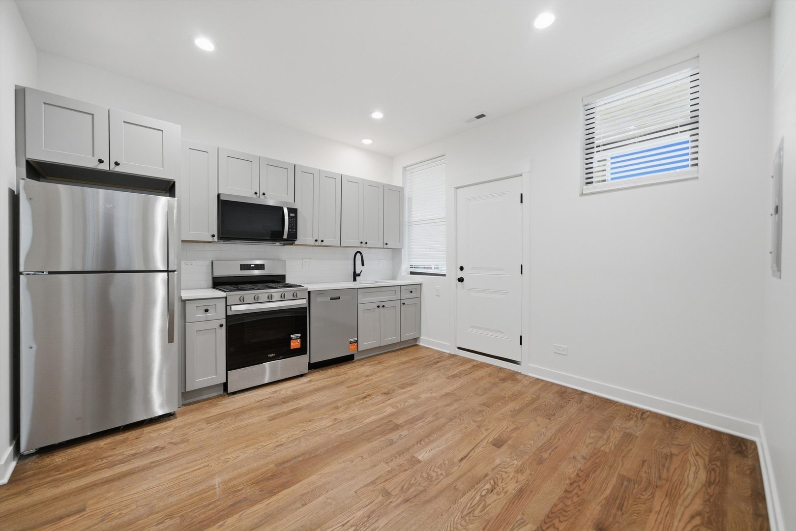 1431 W Howard Street 3w Property Photo 15