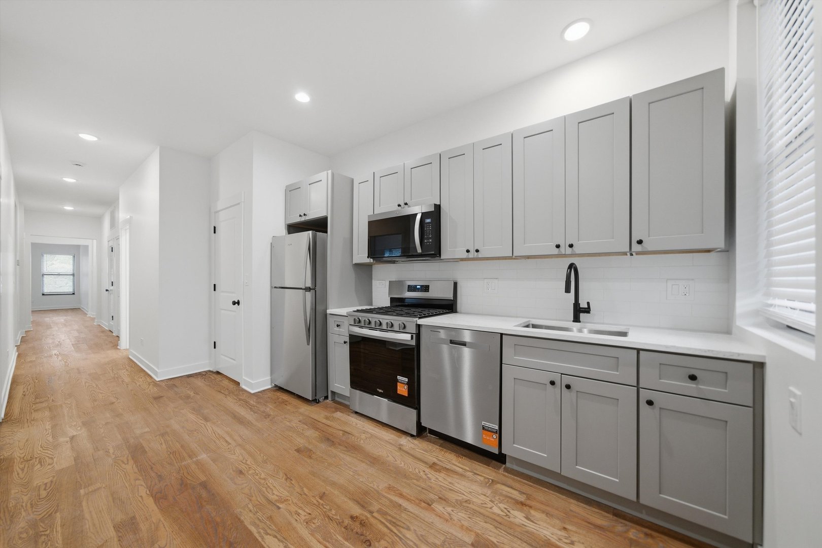 1431 W Howard Street 3w Property Photo 16