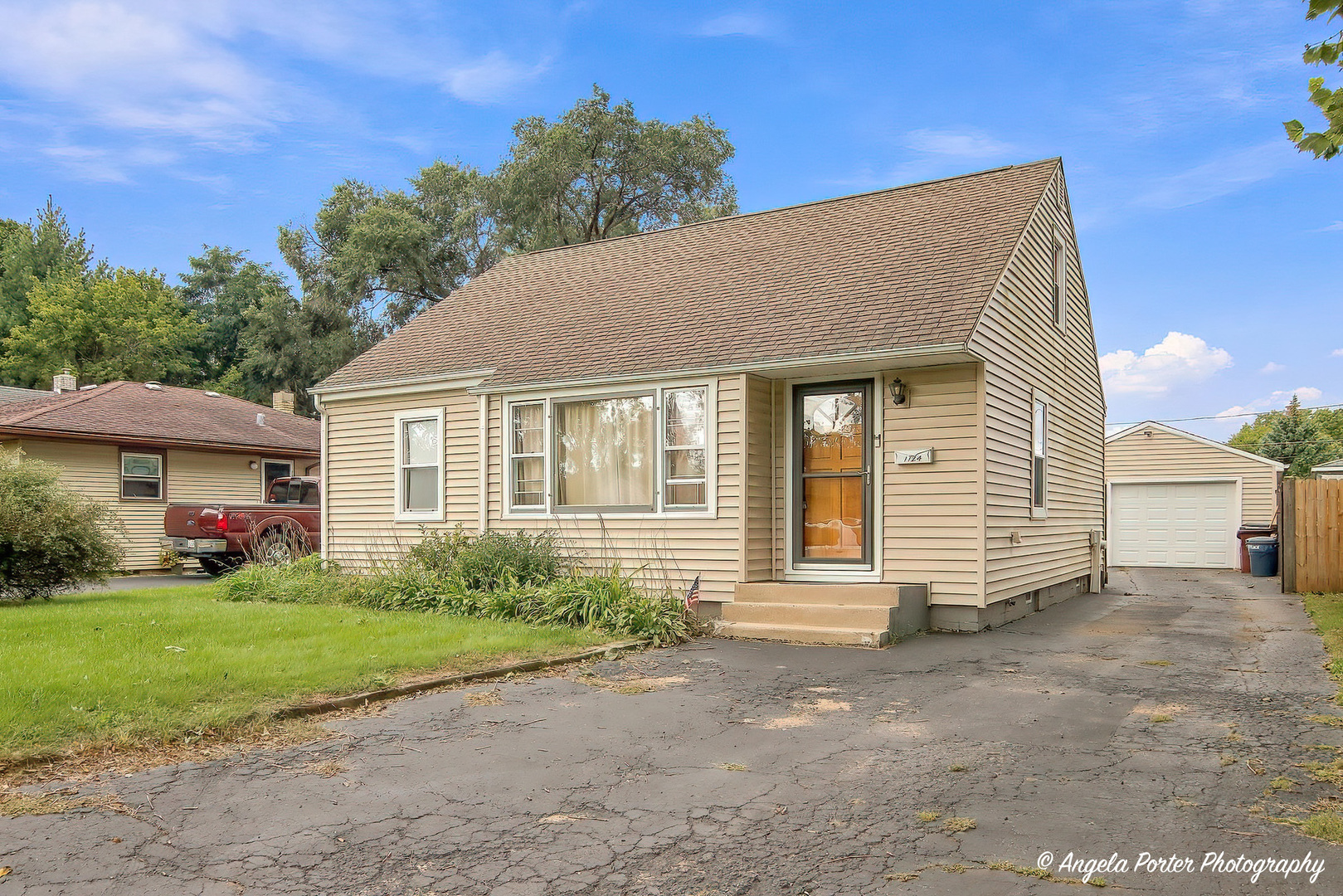 1124 Fulton Avenue Property Photo 1