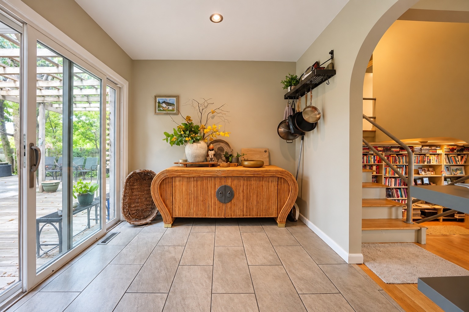 426 Amherst Avenue Property Photo 19