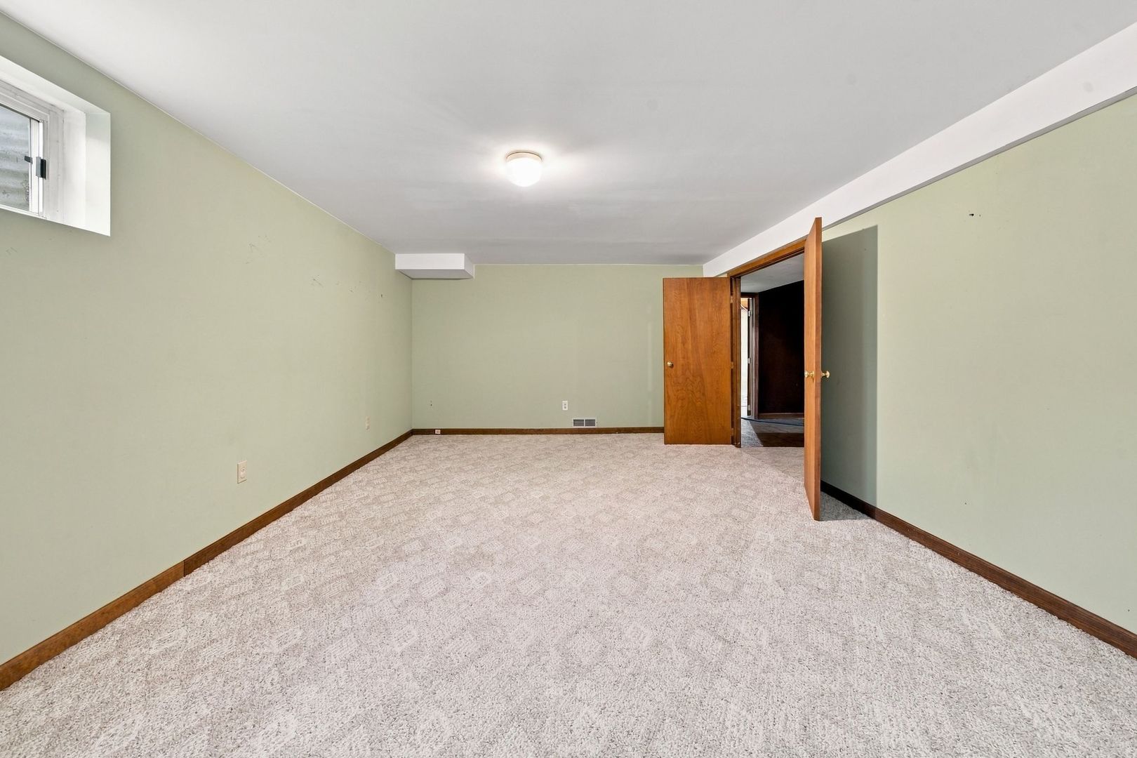 110 Naden Court Property Photo 24