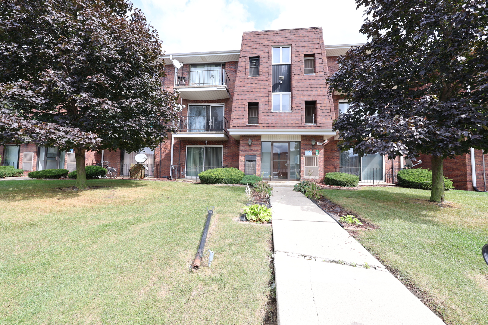 11929 S Lawndale Avenue 3c4 Property Photo 1