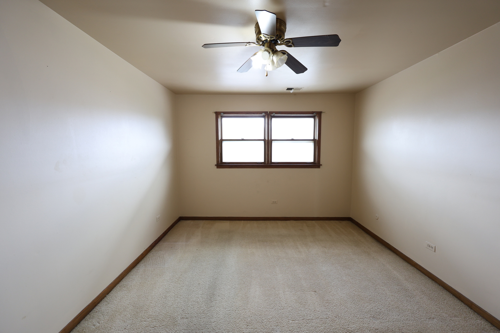 11929 S Lawndale Avenue 3c4 Property Photo 7
