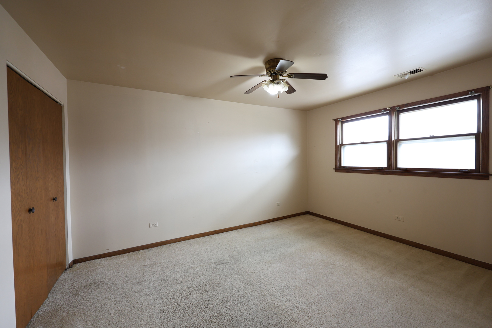 11929 S Lawndale Avenue 3c4 Property Photo 9