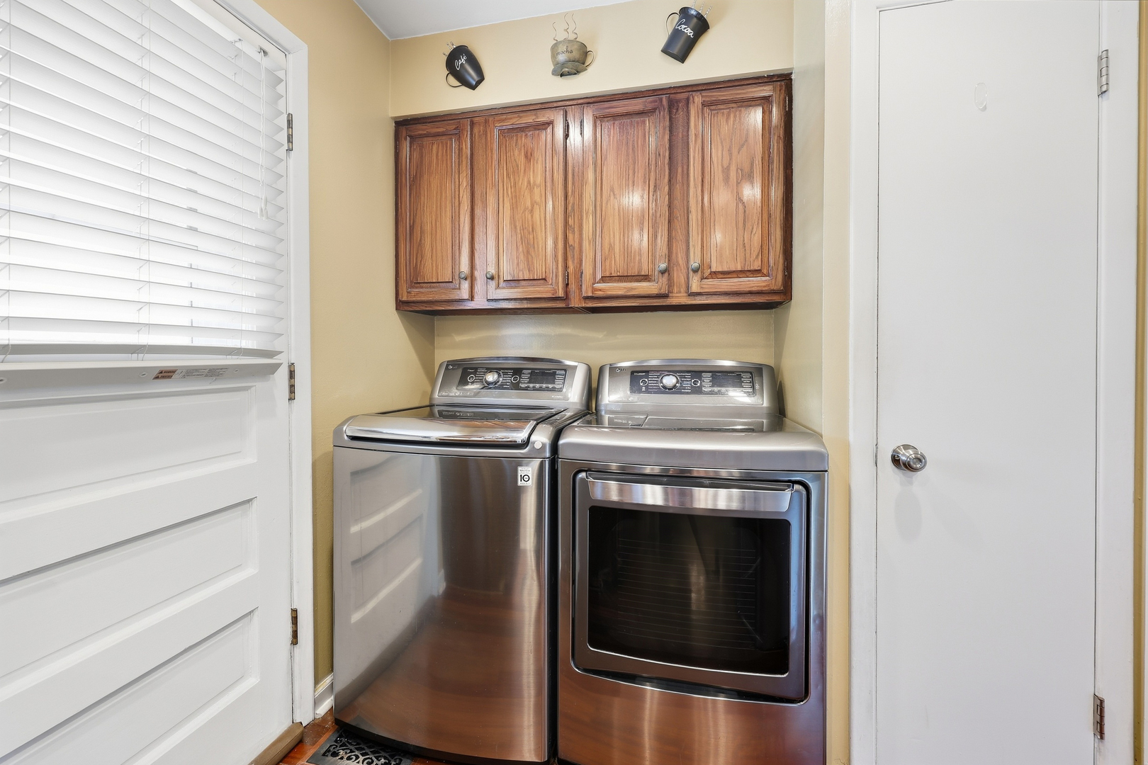 382 Maple Lane Property Photo 14