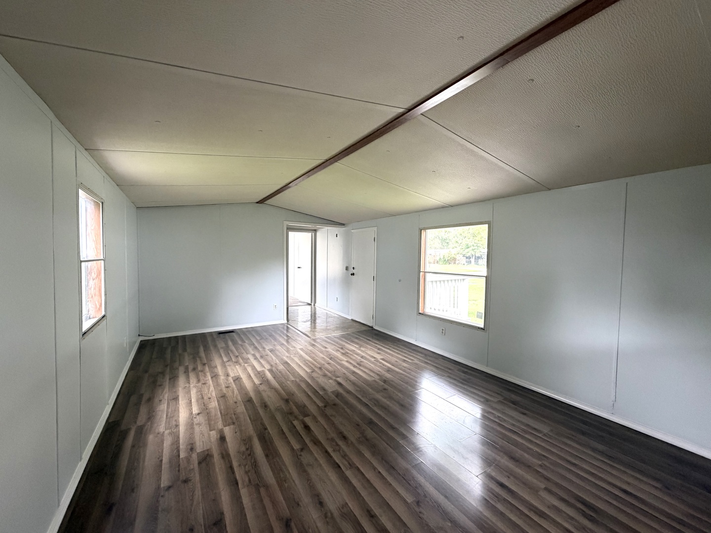 29 Pulaski Street Property Photo 6