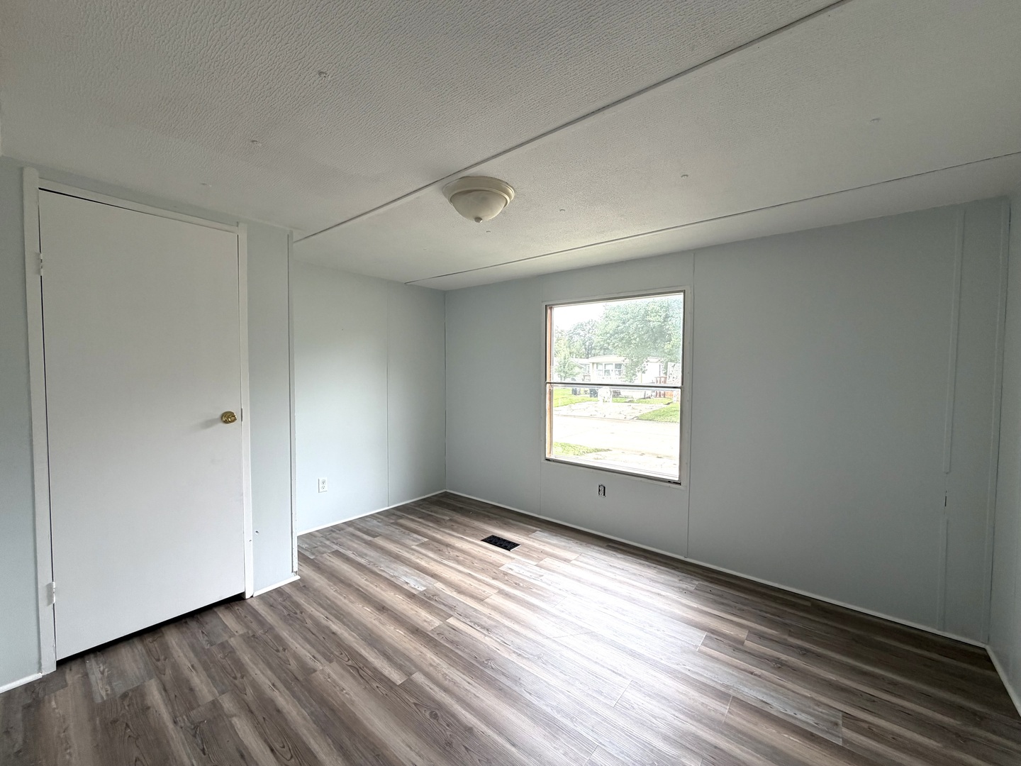 29 Pulaski Street Property Photo 13