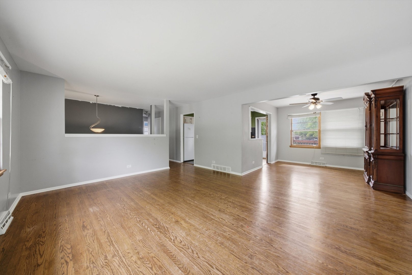 217 E Central Avenue Property Photo 3