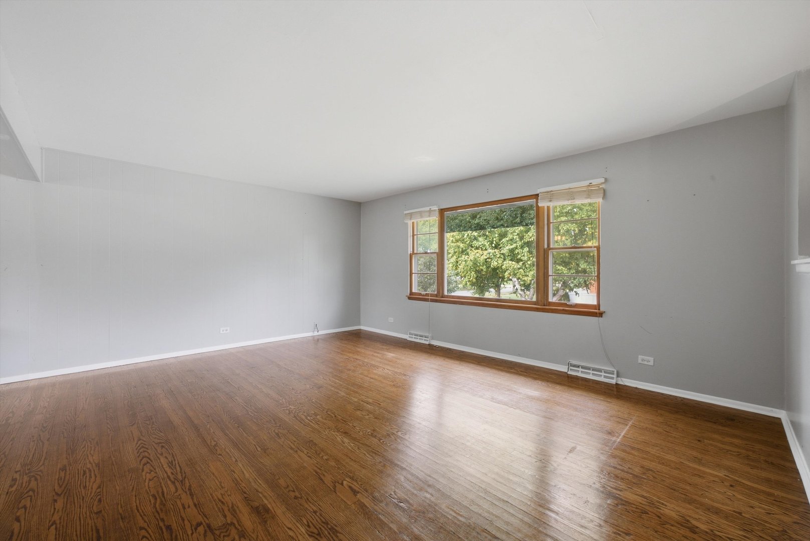 217 E Central Avenue Property Photo 5