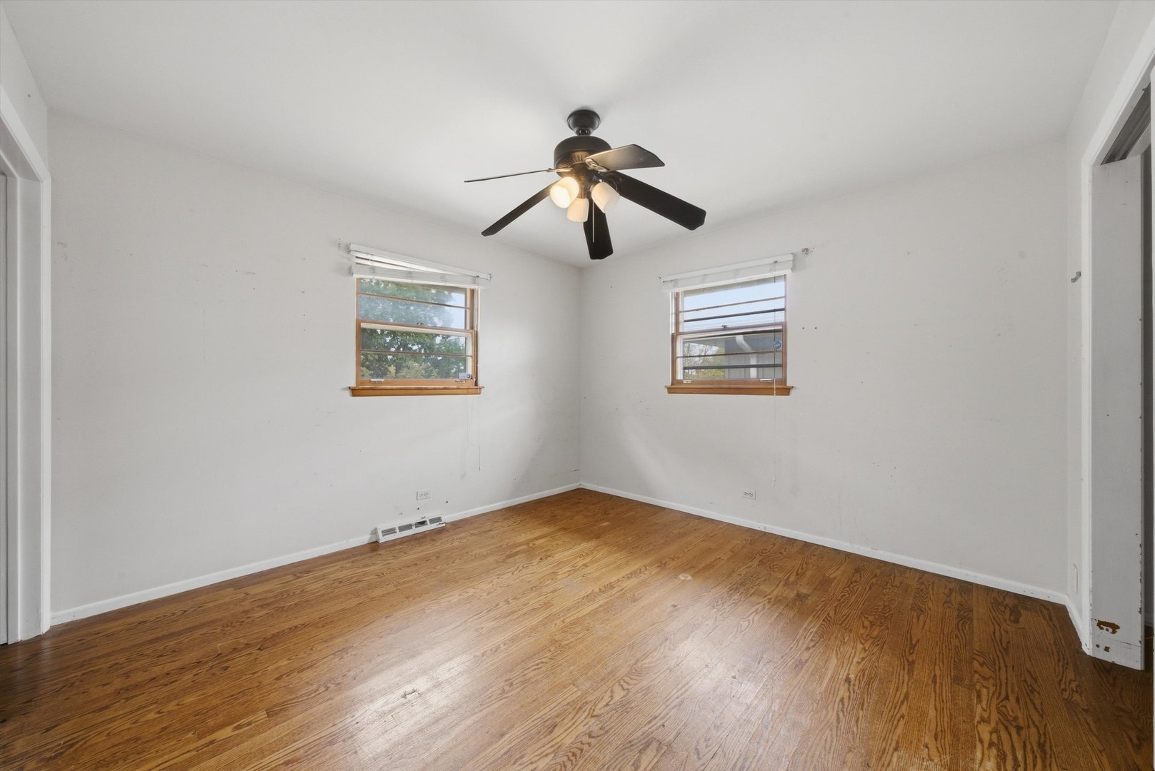 217 E Central Avenue Property Photo 9