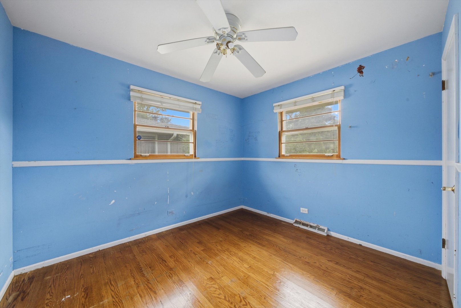 217 E Central Avenue Property Photo 10