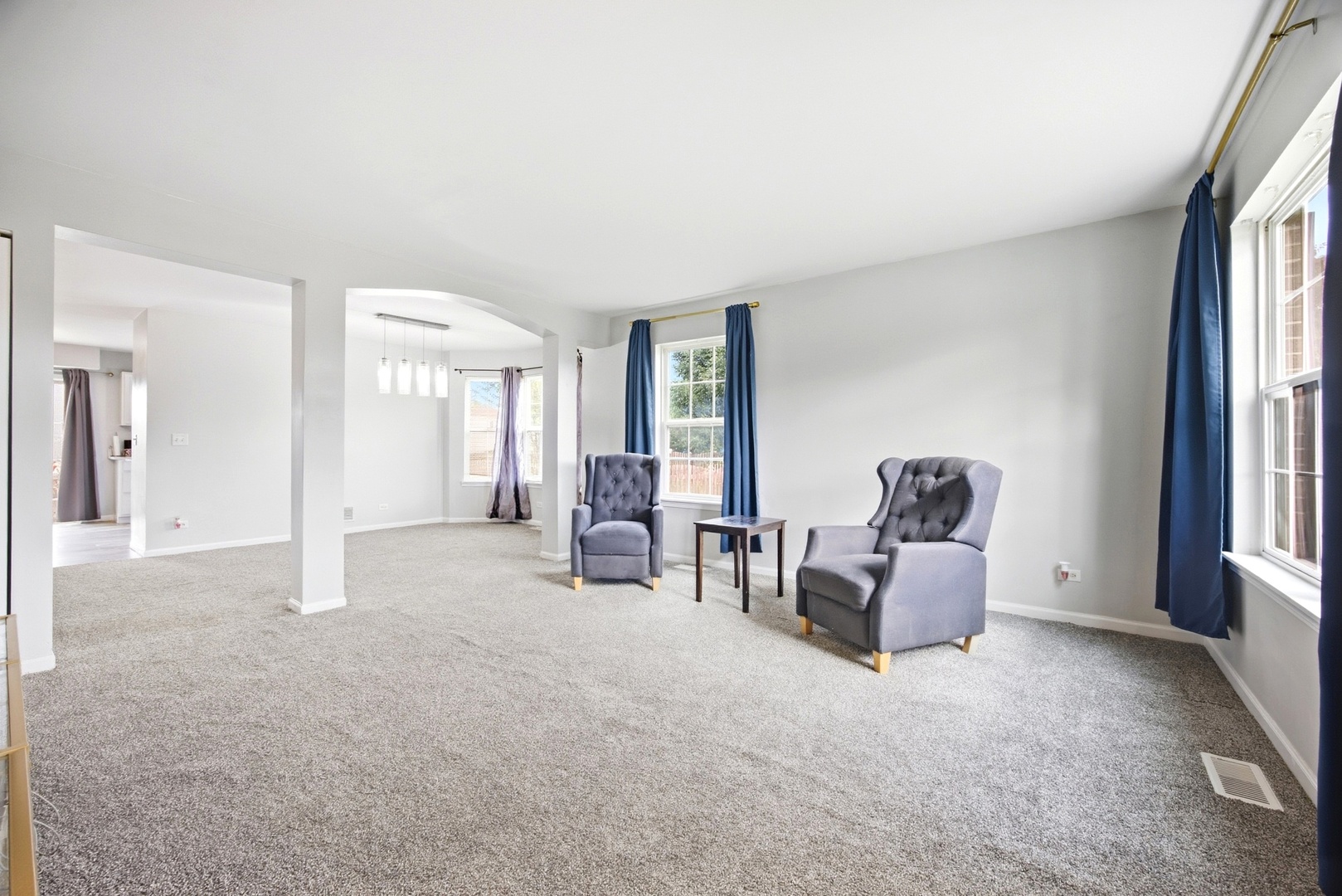 193 Bloomfield Drive Property Photo 3