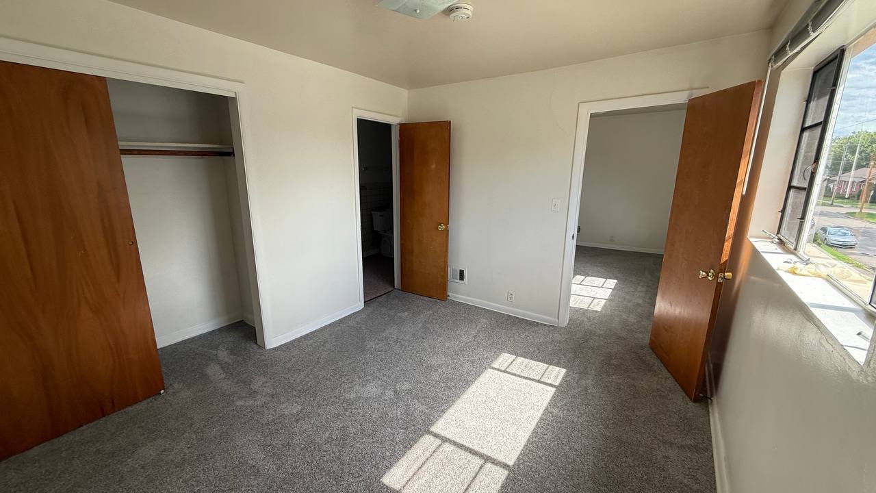 1014 Edwards Street 3 Property Photo 8