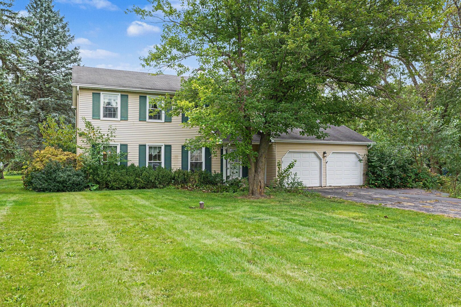 4n649 Petersdorf Road Property Photo 1