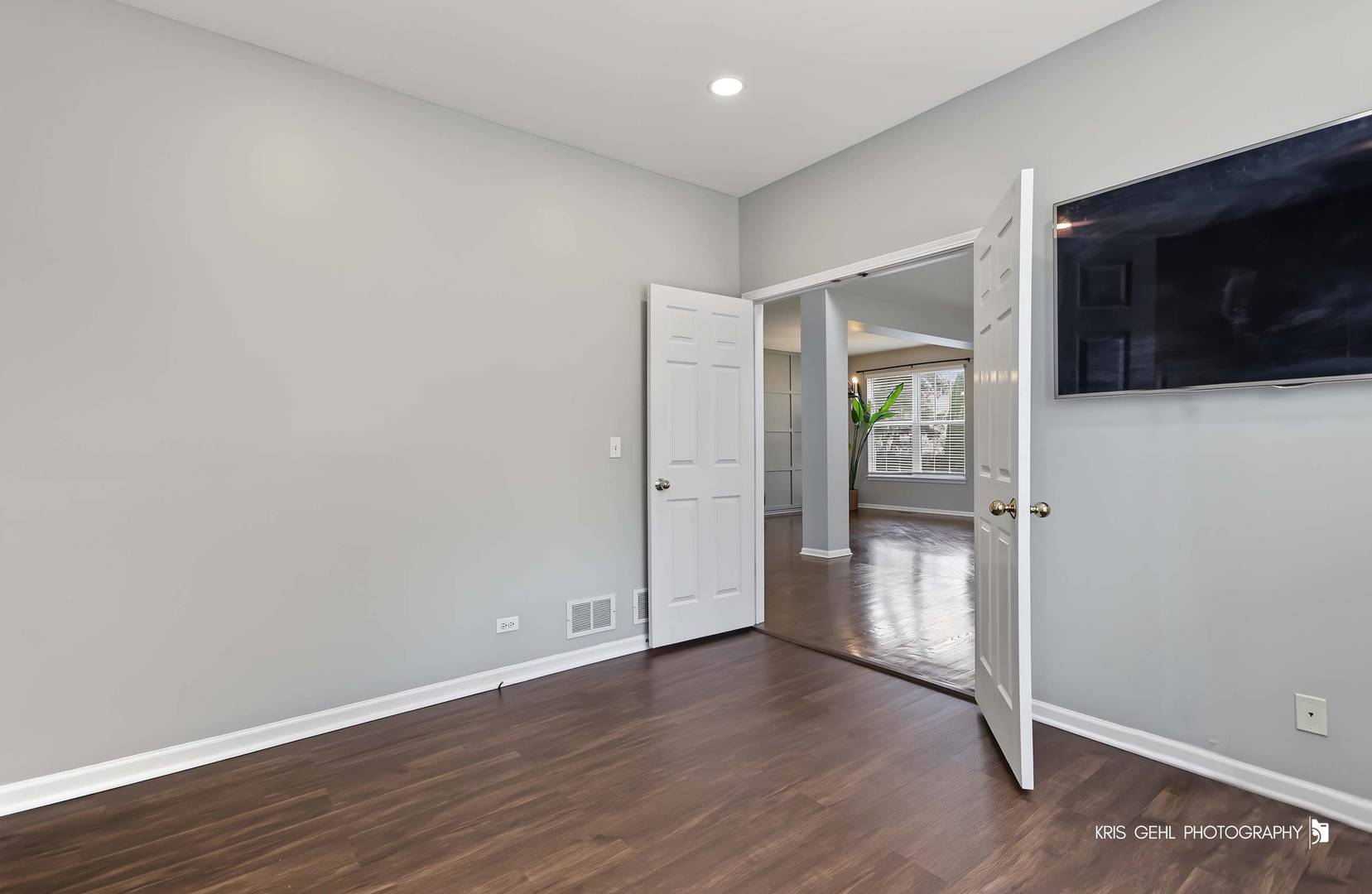 408 Pinehurst Court Property Photo 20