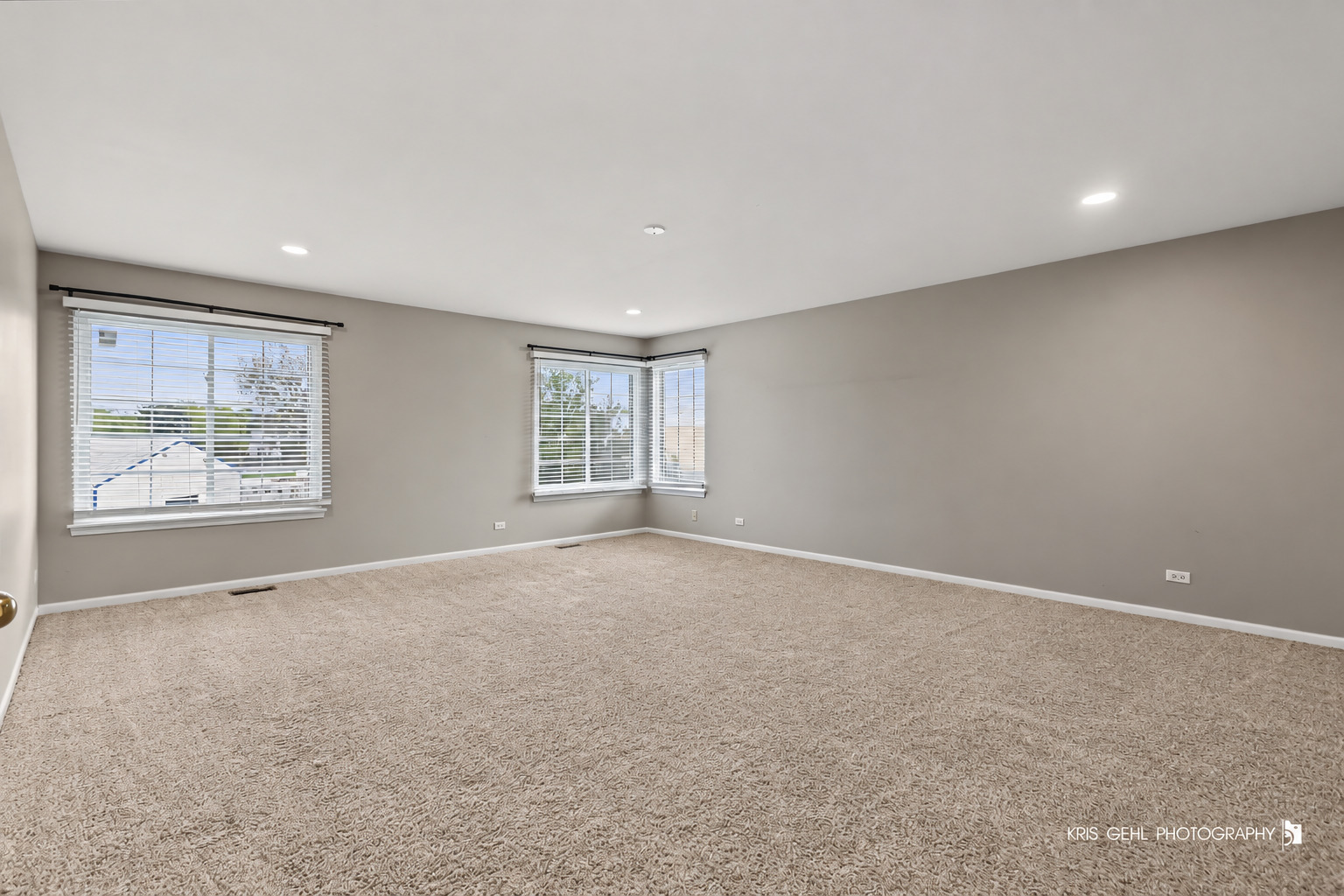 408 Pinehurst Court Property Photo 24