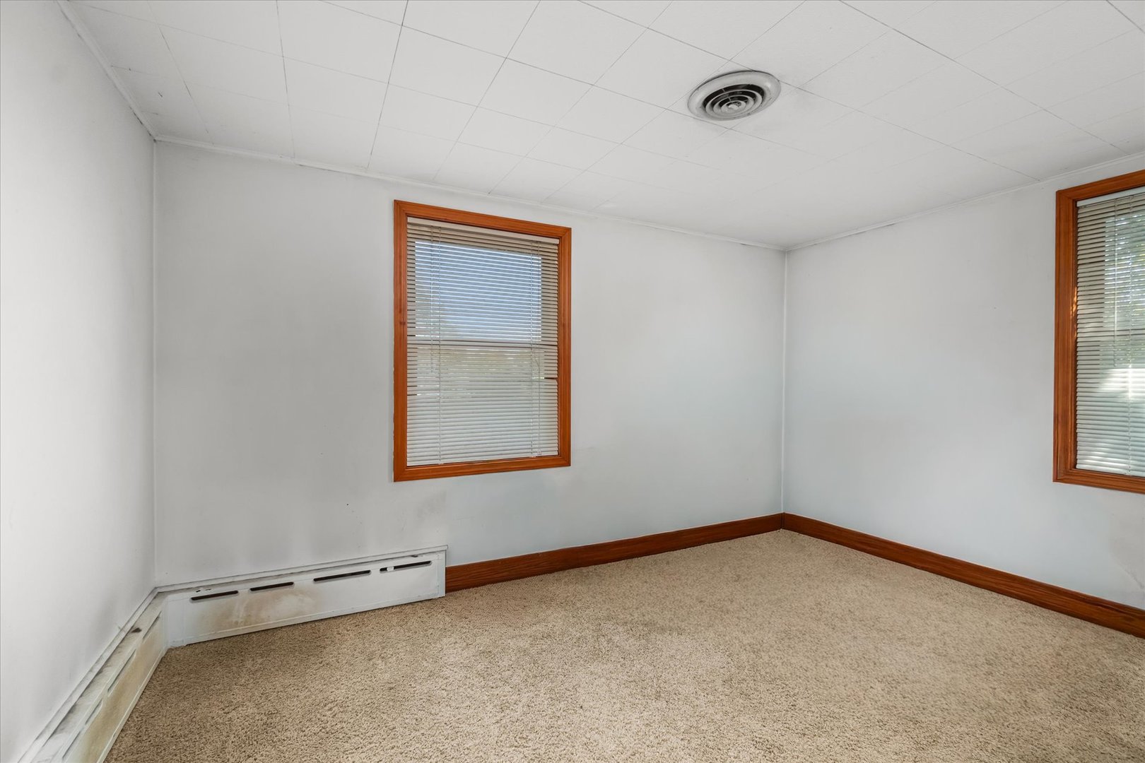 870 Simons Road Property Photo 7