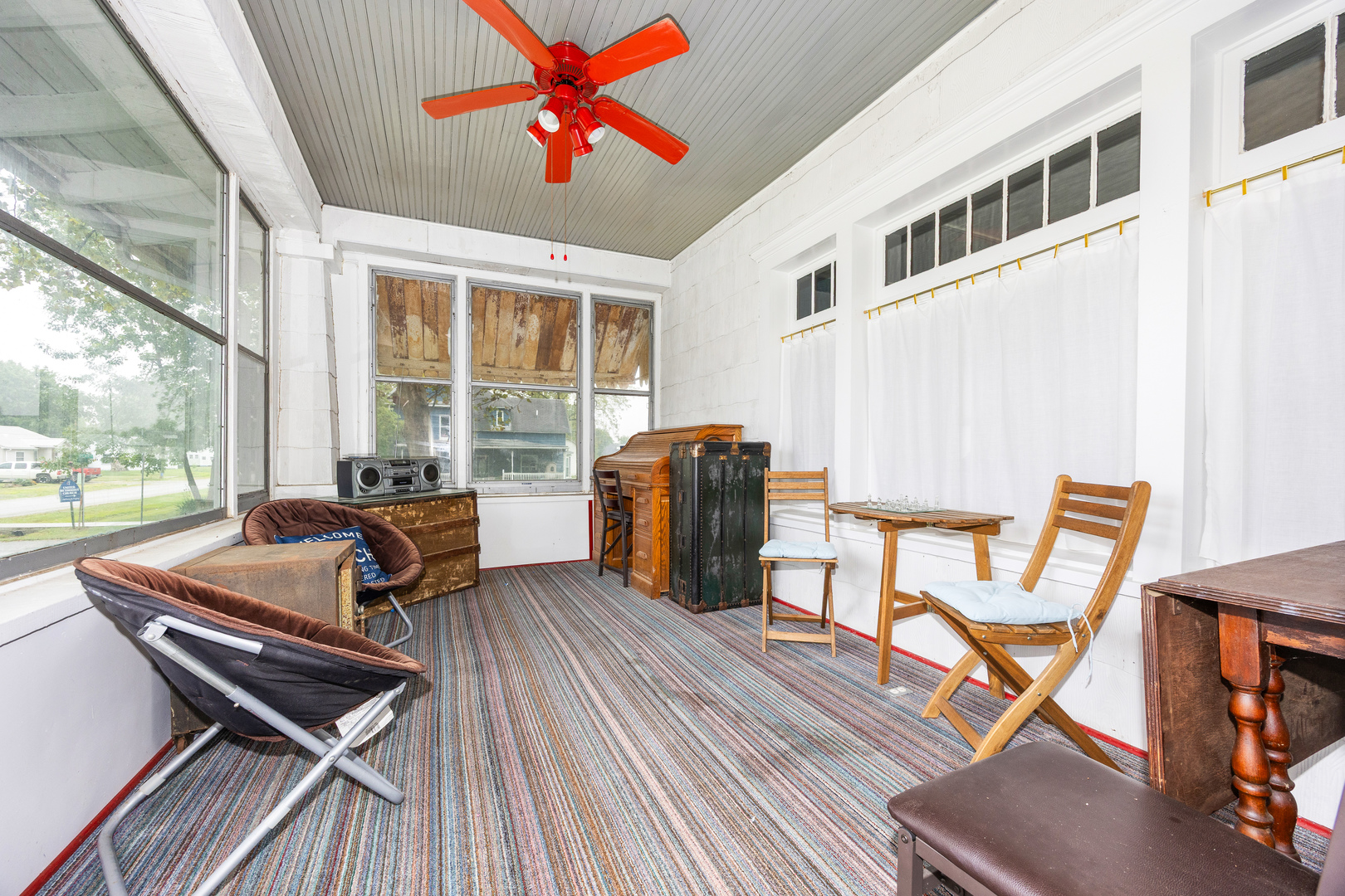 311 E Monroe Avenue Property Photo 5
