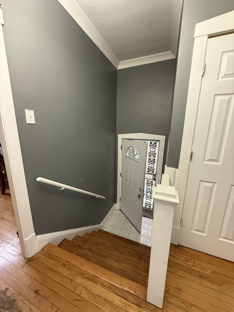 6123 S Washtenaw Avenue Property Photo 3