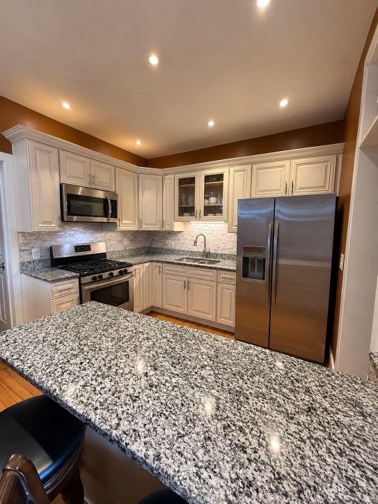 6123 S Washtenaw Avenue Property Photo 6
