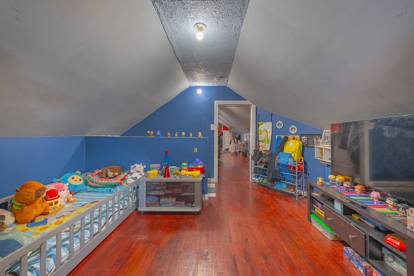 6123 S Washtenaw Avenue Property Photo 15