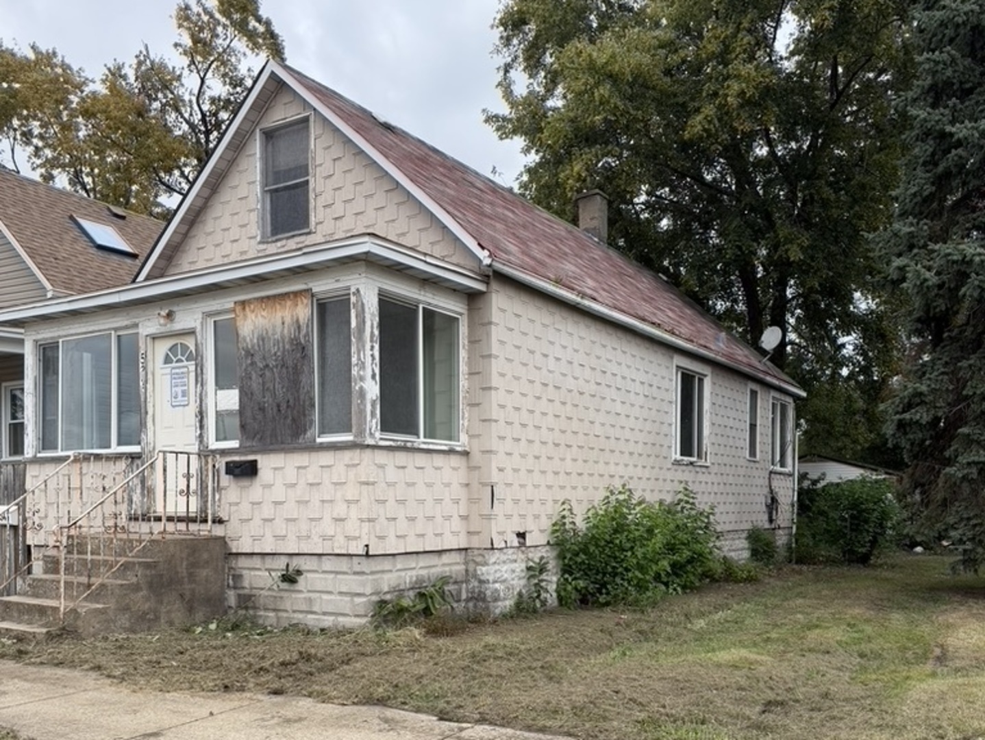 532 156th Street Property Photo 2