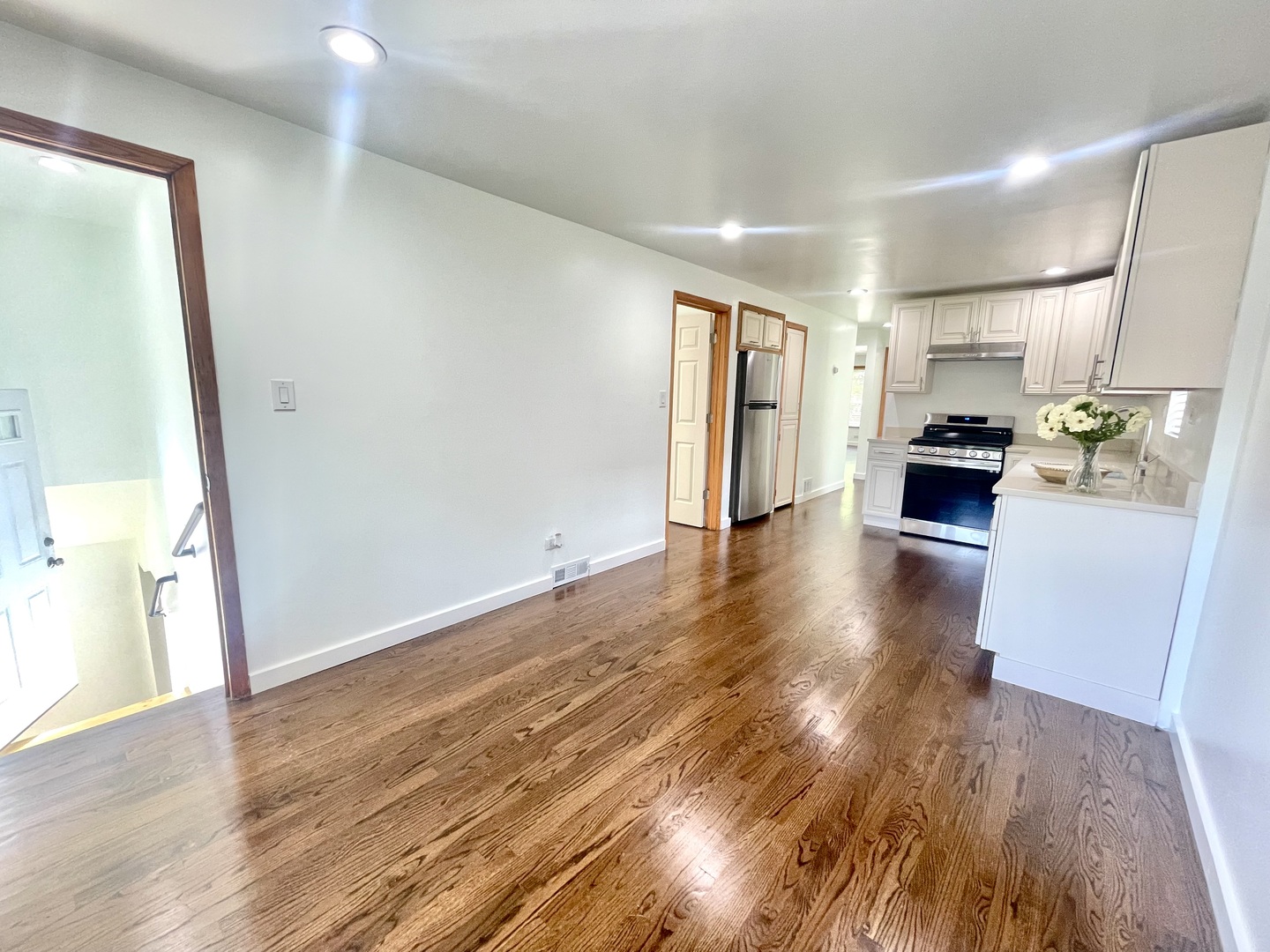 847 W 50th Street Property Photo 19