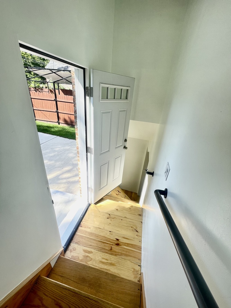 847 W 50th Street Property Photo 24