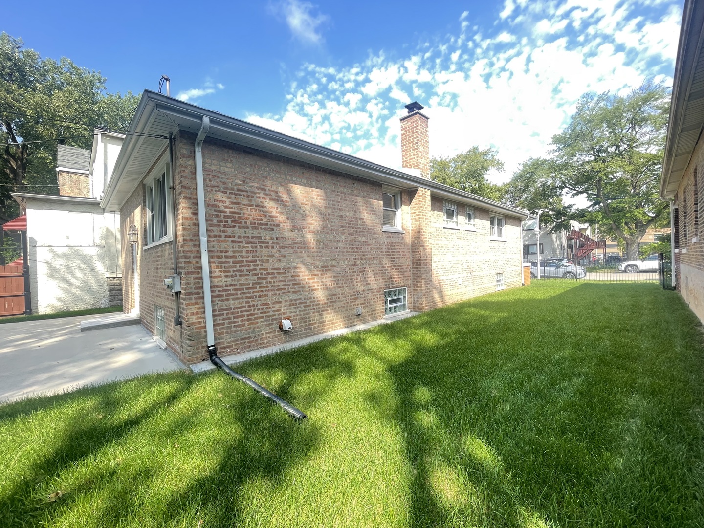 847 W 50th Street Property Photo 37