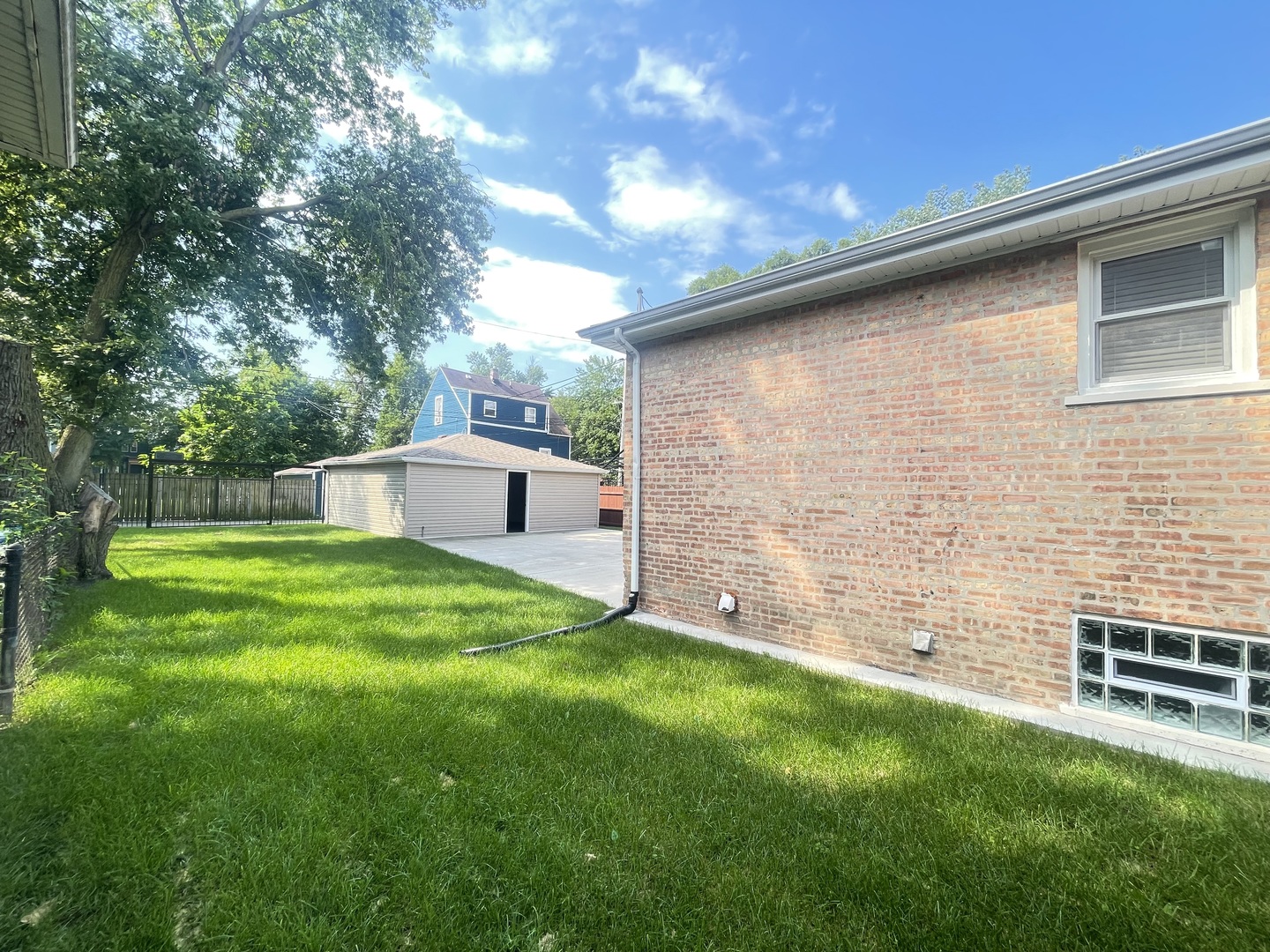 847 W 50th Street Property Photo 38