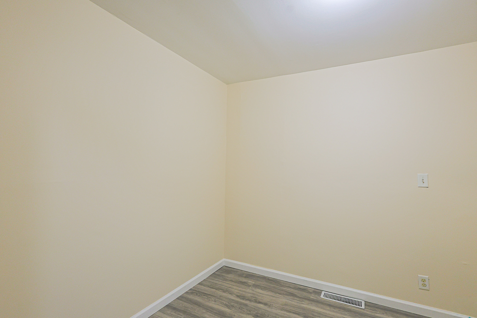3 Walnut Street Property Photo 13