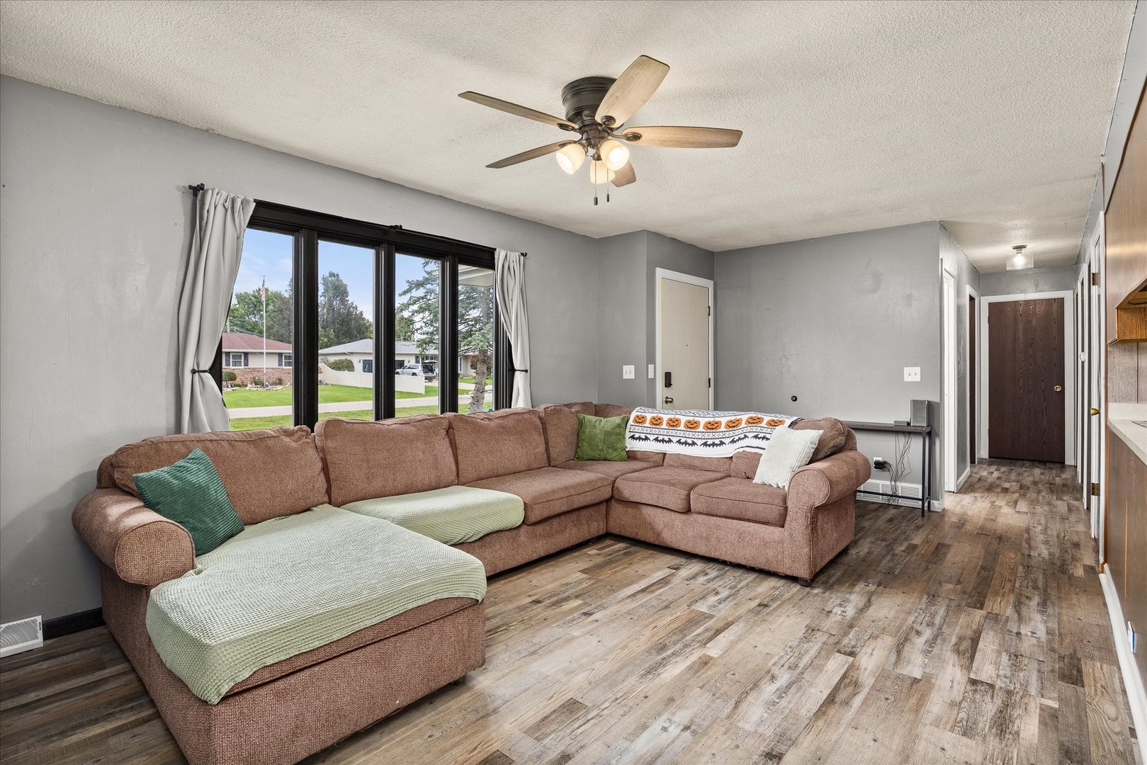 1407 Fulton Street Property Photo 8