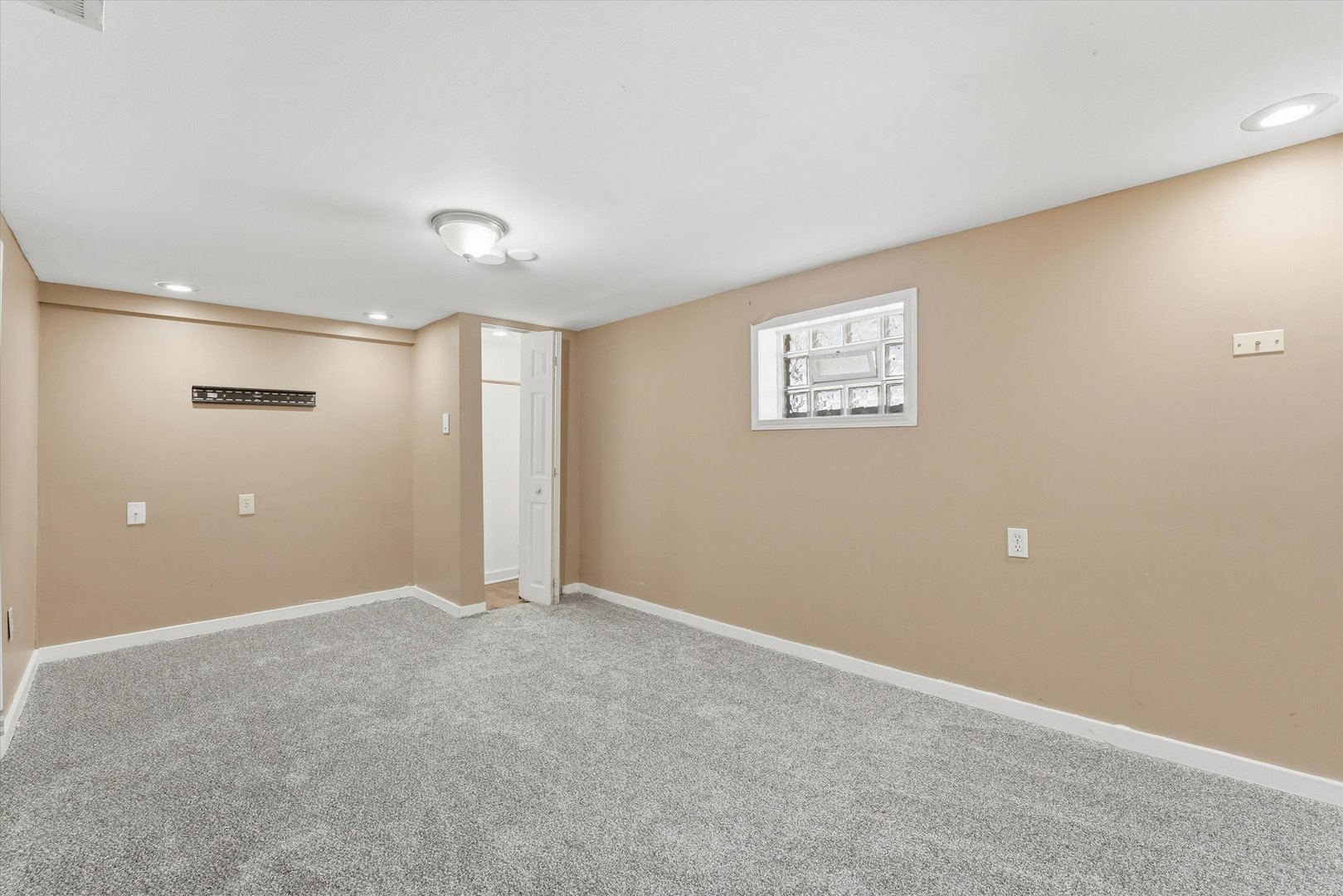 1426 S 18th Avenue Property Photo 25