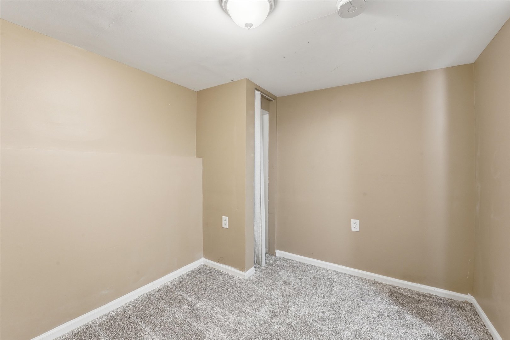 1426 S 18th Avenue Property Photo 31