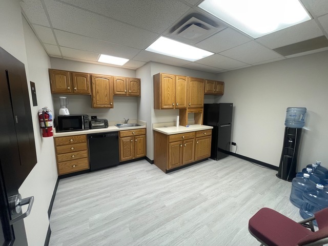 1819 Dot Street 6a Property Photo 5