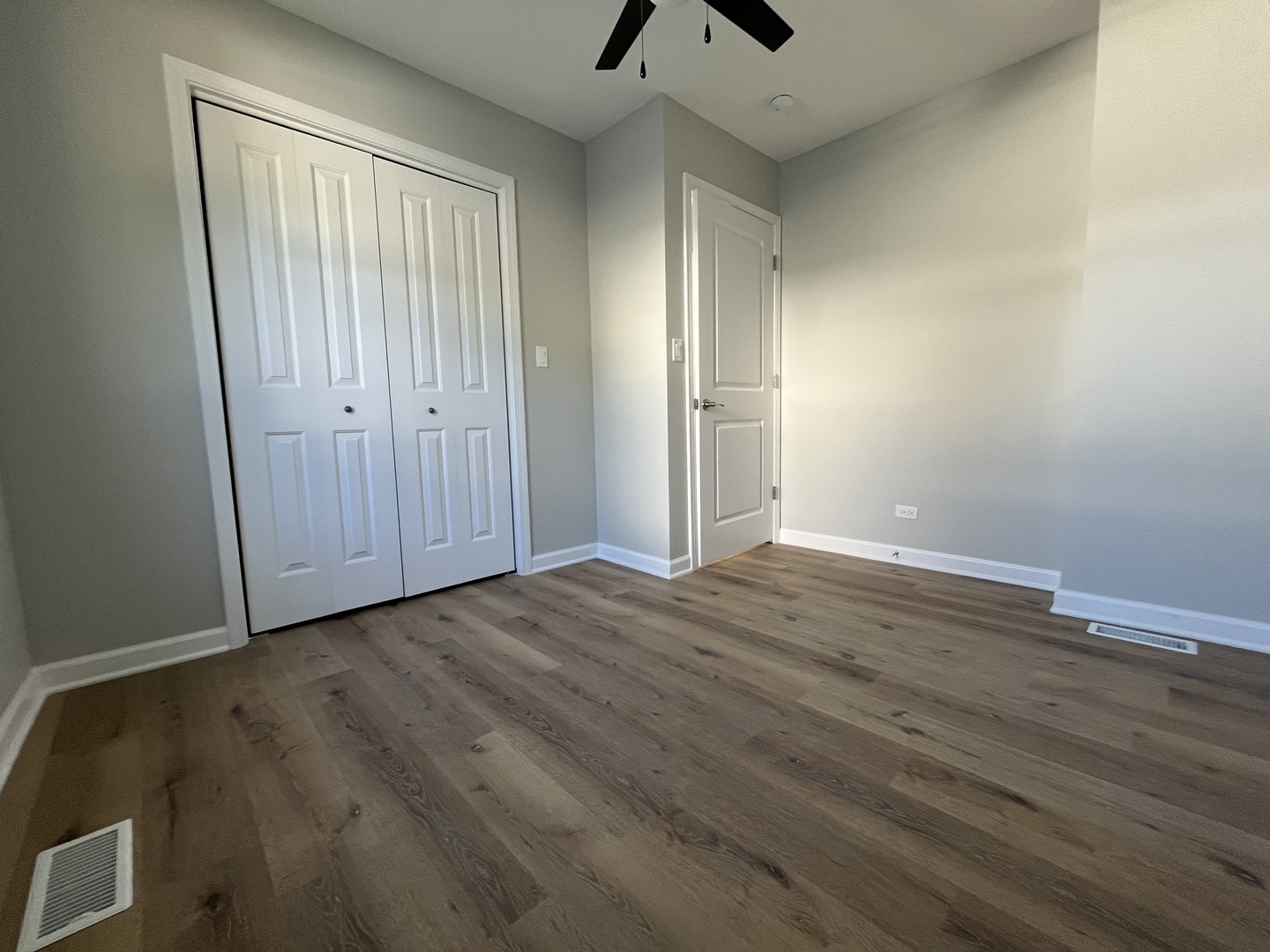 112 E South Street Property Photo 13