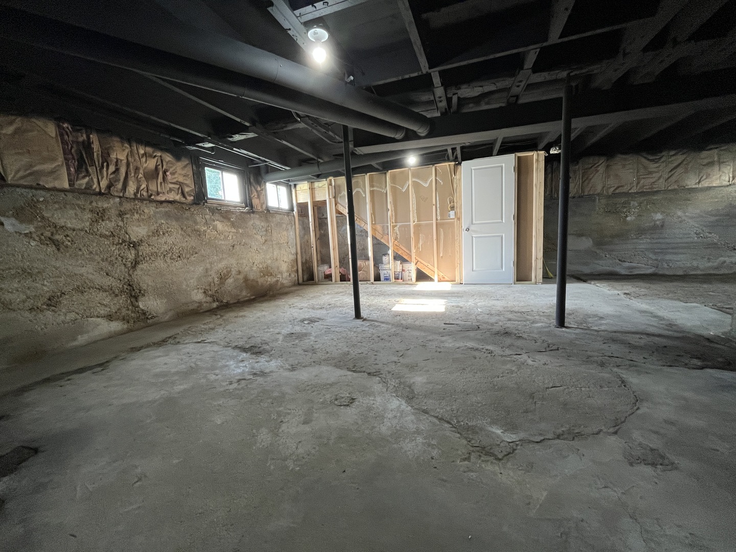 112 E South Street Property Photo 21