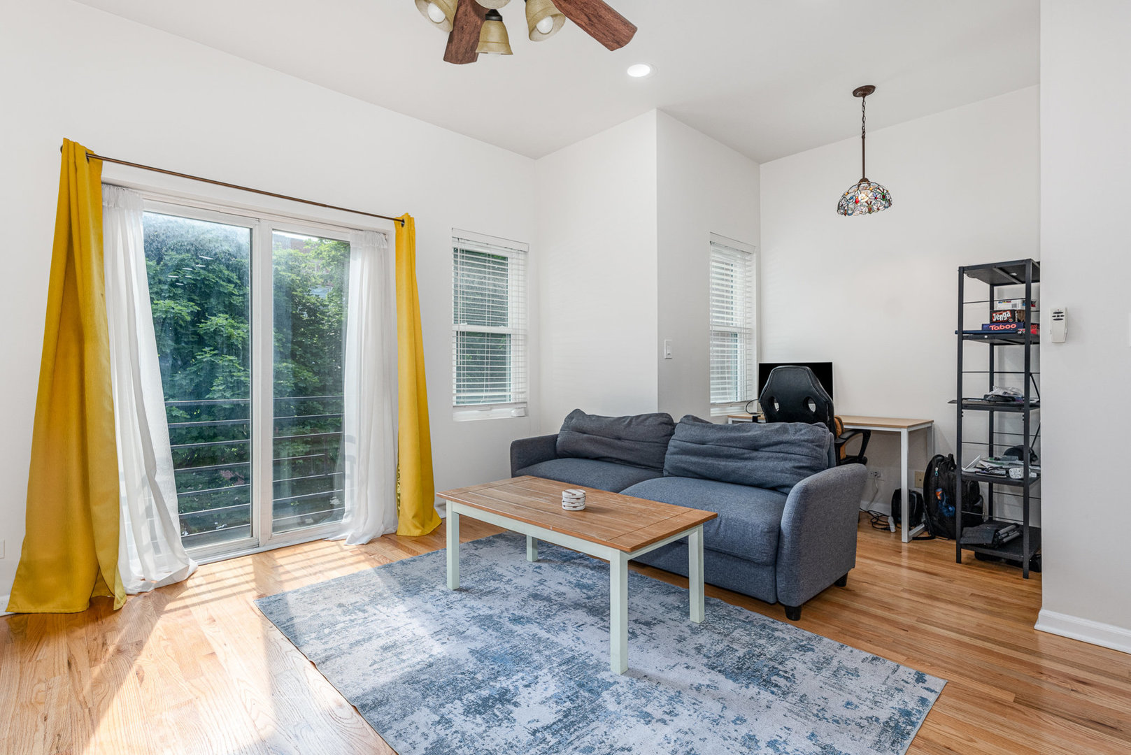 4850 S Champlain Avenue 2n Property Photo 4
