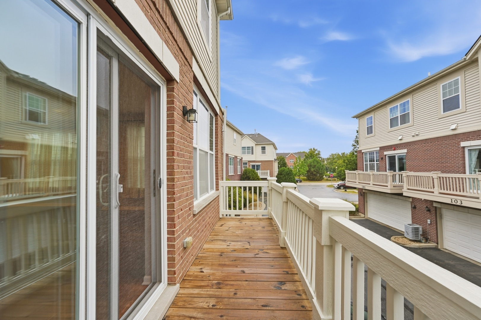 400 Concord Court Property Photo 8