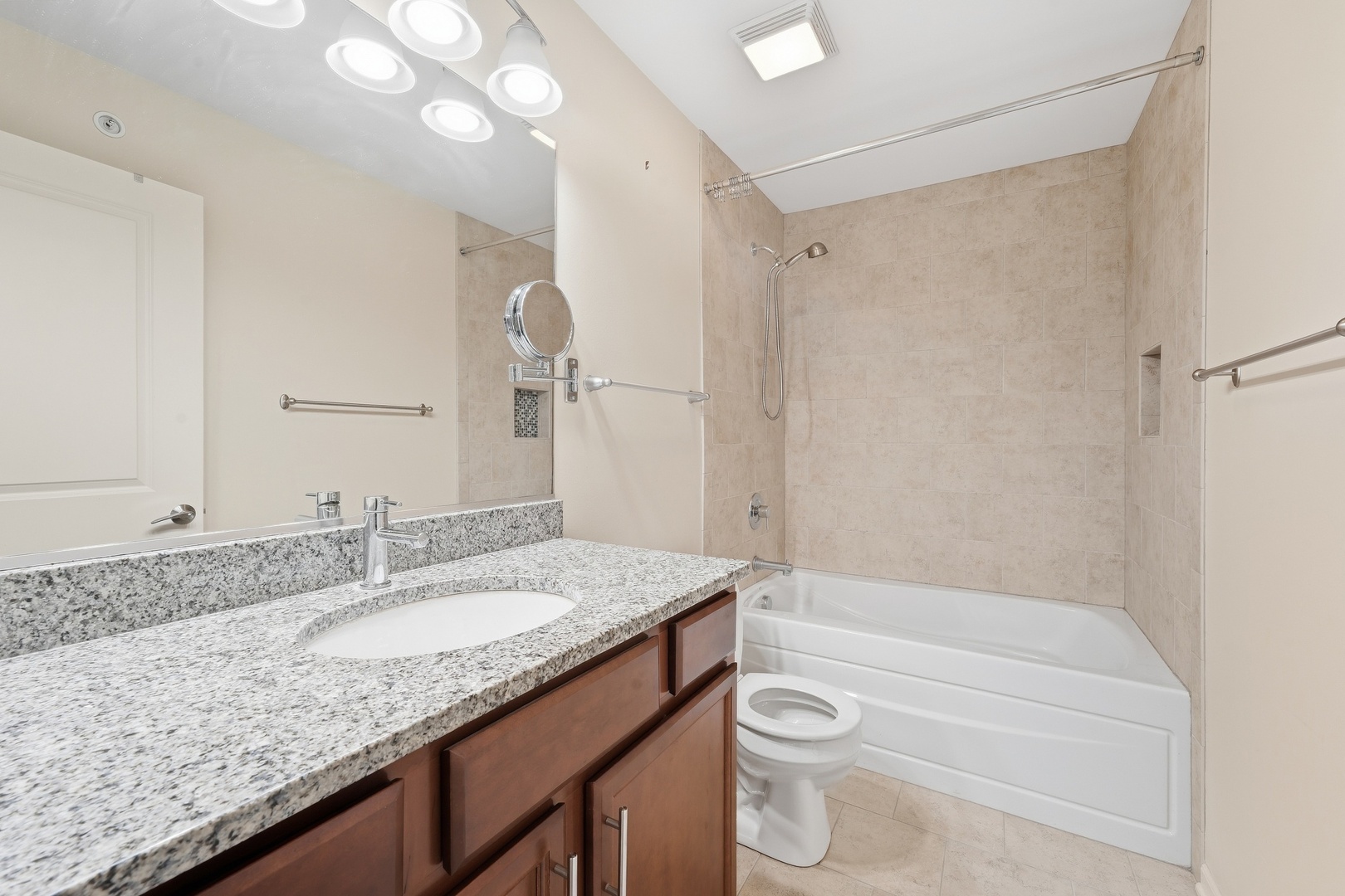 400 Concord Court Property Photo 12