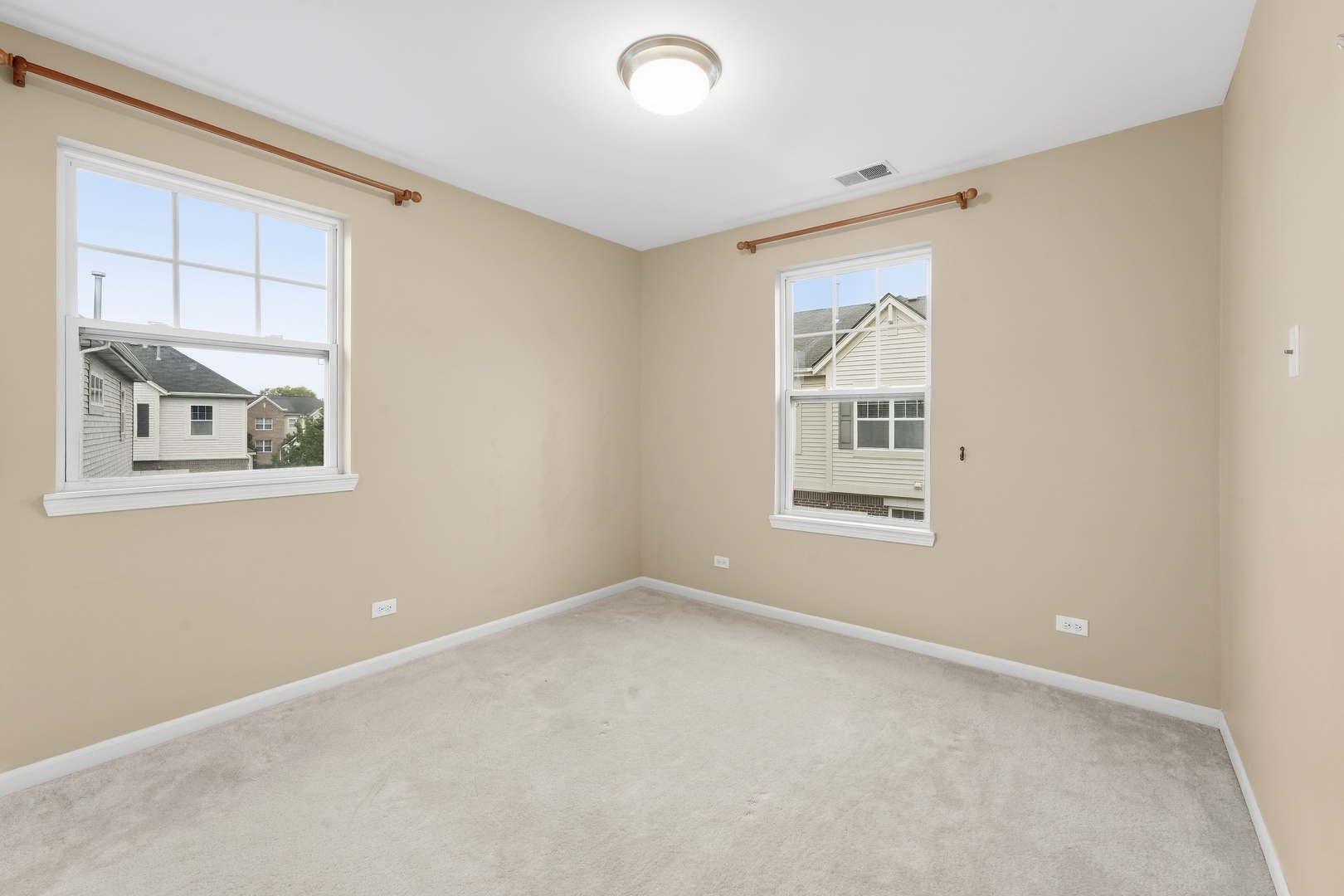 400 Concord Court Property Photo 17